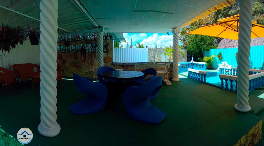 Imagen 2 de Renta de Casa con Piscina en Guanabo, La Habana – ¡A solo 4 cuadras del mar!