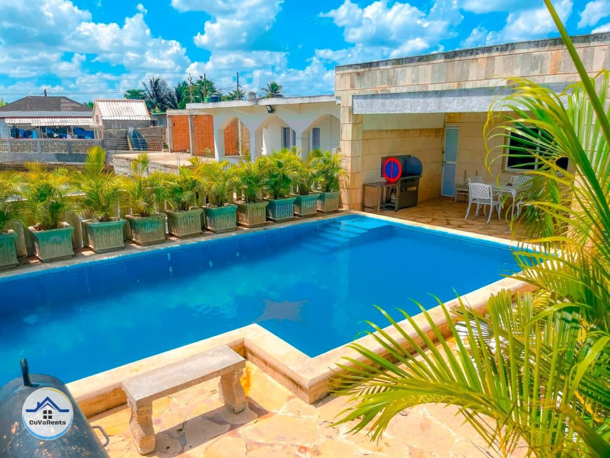 Imagen 1 de Renta de casa en Playa Baracoa