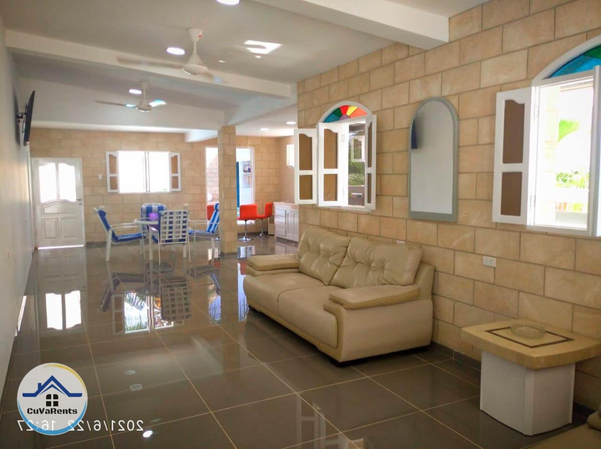 Imagen 3 de Alquiler de Casa de Lujo con Piscina en la Playa de Guanabo, La Habana – 6 Habitaciones y Jacuzzi