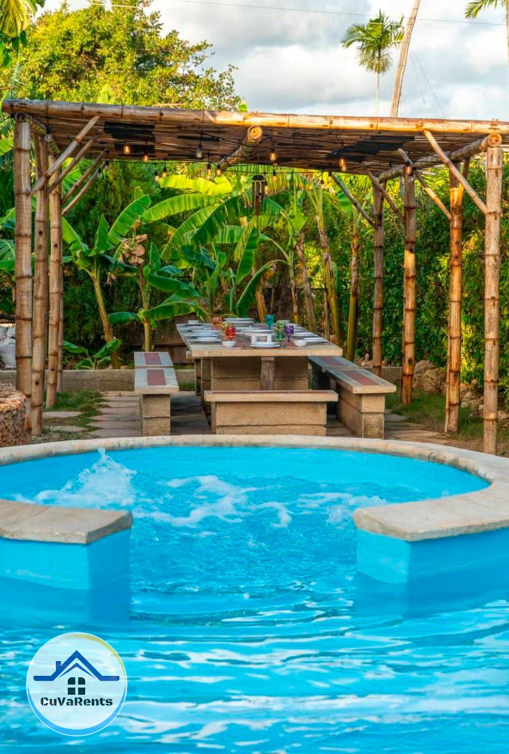 Imagen 1 de Alquiler de Casa en la Playa de Boca Ciega, La Habana – 4 Habitaciones, Piscina y Vista al Mar