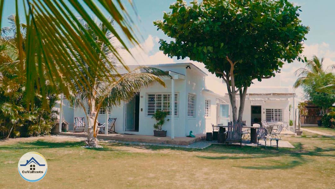 Imagen 3 de Alquiler de casa de lujo con piscina y vista al mar en Santa Fe, La Habana.