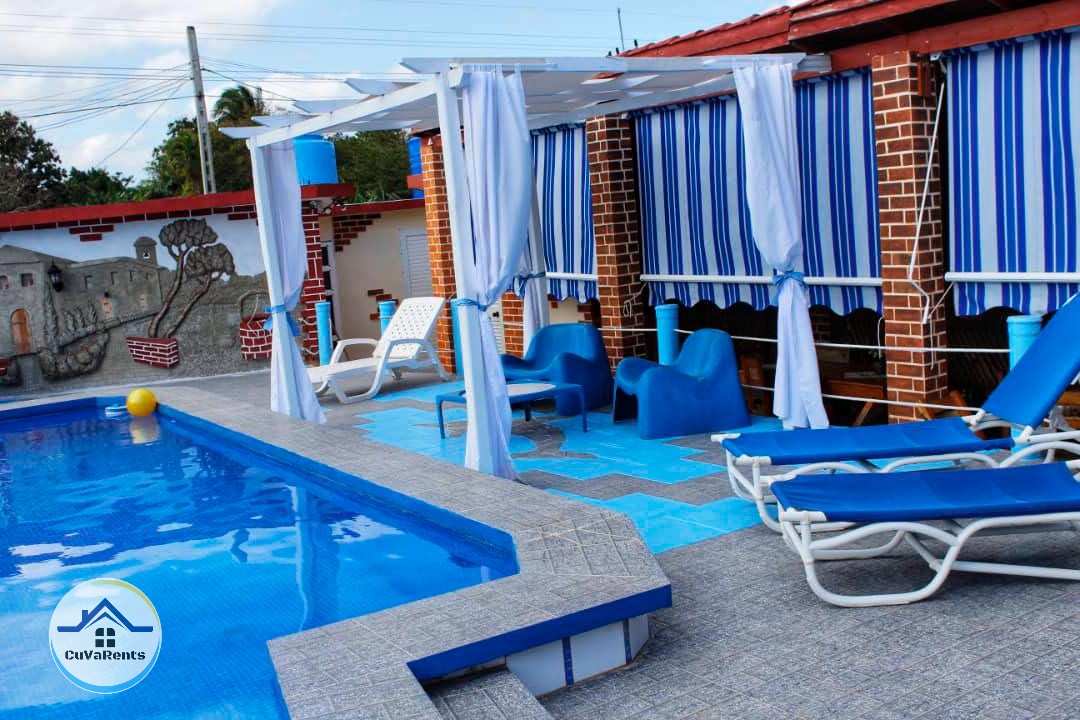 Imagen 4 de Alquiler de casa de lujo con piscina y vista al mar en Santa Fe, La Habana