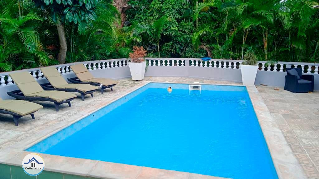 Imagen 1 de Alquiler de casa de lujo en La Lisa, La Habana.