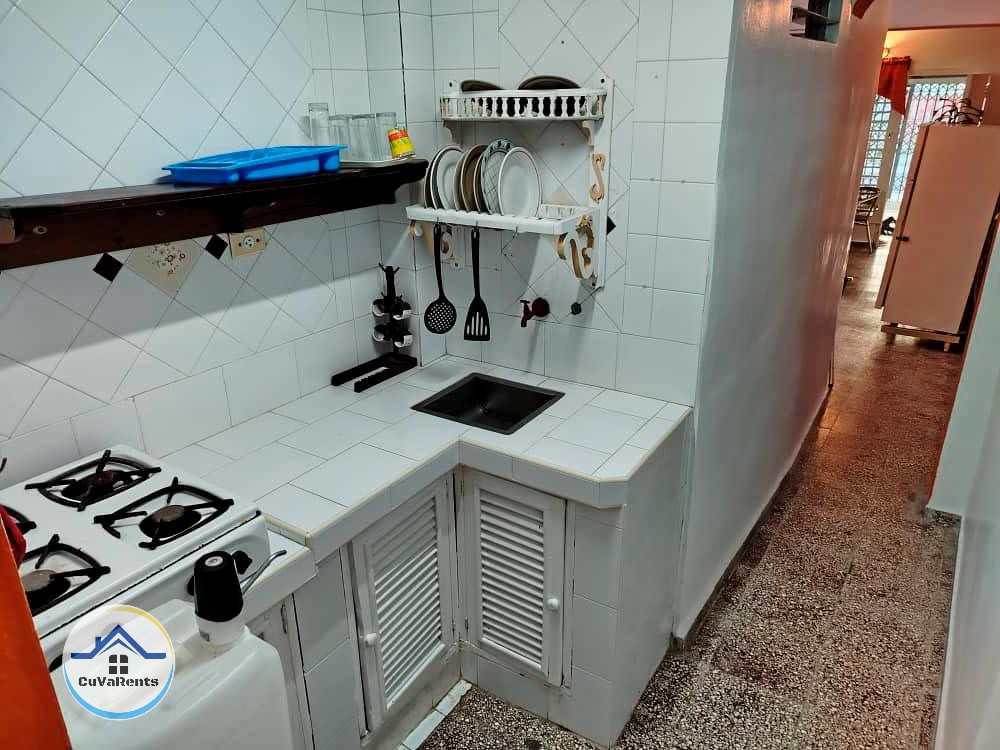 Imagen 2 de Alquiler de Apartamento en la Playa de Guanabo, La Habana