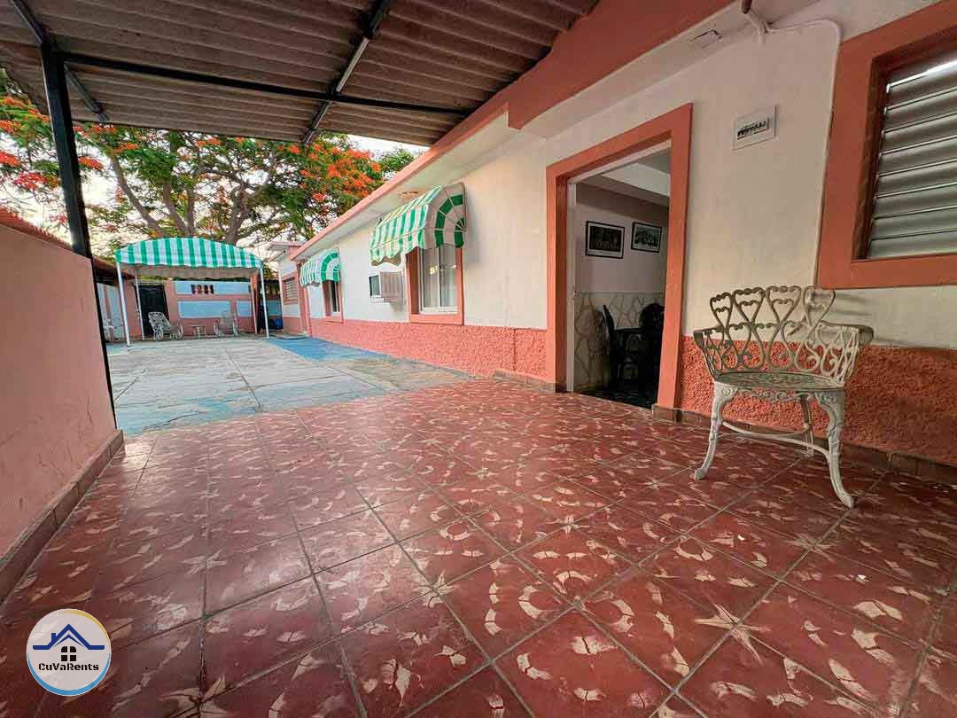 Imagen 2 de Renta de casa en Varadero, Cuba. Ubicada a solo 50 metros de la playa.