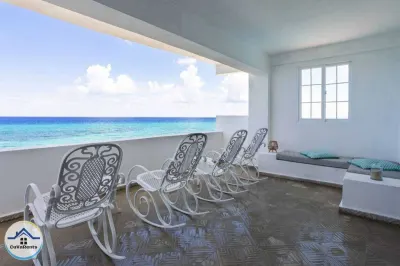 Miniatura 15 - Casa de lujo con salida a la playa en Santa Fé, La Habana.