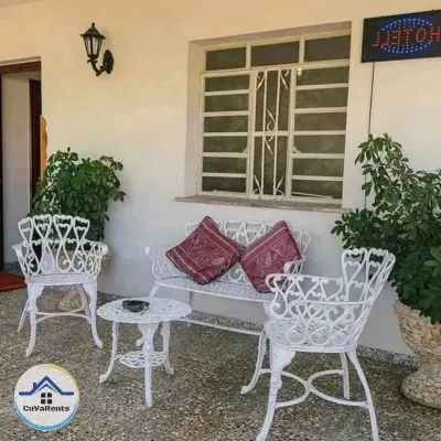 Miniatura 3 - Se renta casa independiente en Miramar, La Habana.