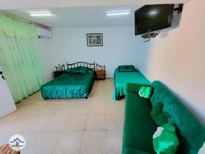 Miniatura 10 - Renta de Casa con Piscina en Guanabo, La Habana – Ideal para Vacaciones en Familia