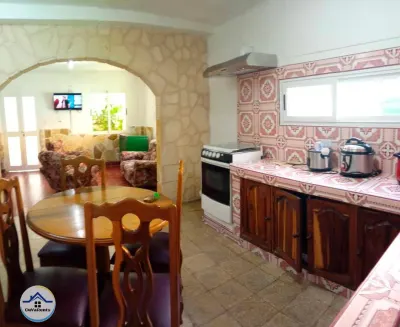 Miniatura 10 - Renta de Casa con Piscina en Guanabo, La Habana – ¡A solo 4 cuadras del mar!