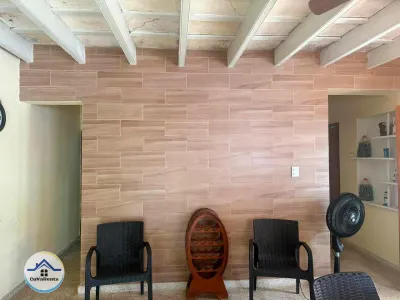 Miniatura 2 - Renta de Casa en la Playa de Varadero – 2 Habitaciones, Terraza y Parqueo