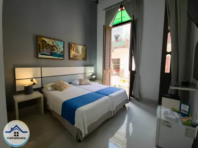 Miniatura 13 - Renta de hostal en Centro Habana.