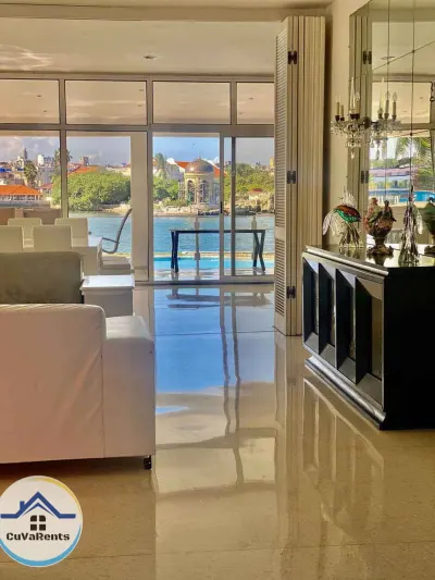Miniatura 6 - Residencia de Lujo con Vista al Mar en Miramar, La Habana.