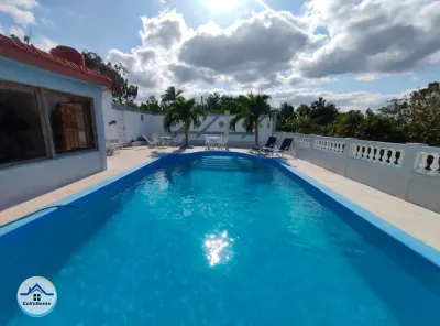 Miniatura 1 - Alquiler de Casa con Piscina en Guanabo, La Habana – Máxima Comodidad y Privacidad