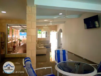 Miniatura 6 - Alquiler de Casa de Lujo con Piscina en la Playa de Guanabo, La Habana – 6 Habitaciones y Jacuzzi