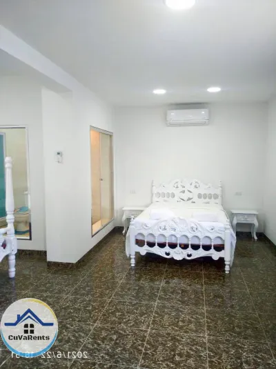 Miniatura 19 - Alquiler de Casa de Lujo con Piscina en la Playa de Guanabo, La Habana – 6 Habitaciones y Jacuzzi