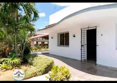 Miniatura 1 - Alquiler de Casa en la Playa de Boca Ciega, La Habana – 4 Habitaciones, Piscina y Jacuzzi