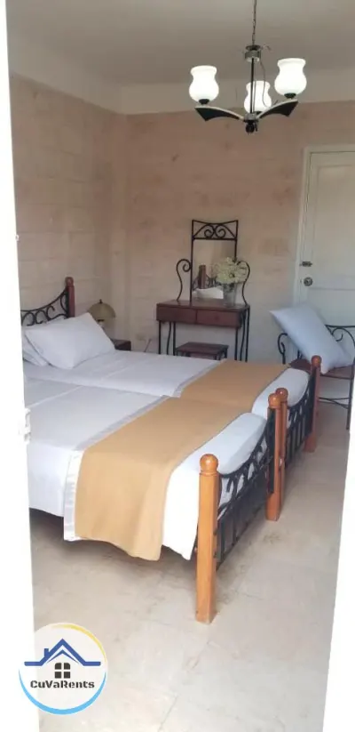 Miniatura 12 - Alquiler de Casa en la Playa de Boca Ciega, La Habana – 5 Habitaciones, Piscina Climatizada y Vista 