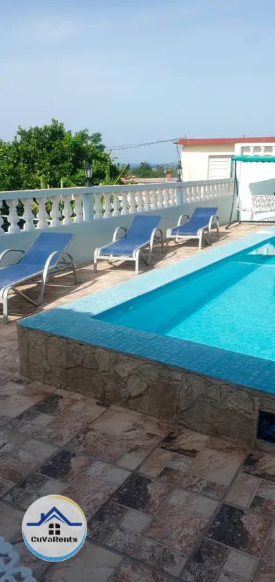 Miniatura 1 - Alquiler de Casa en la Playa de Guanabo, La Habana – 3 Habitaciones, Piscina y Bar-Cocina