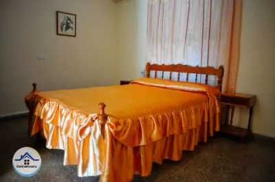 Miniatura 10 - Alquiler de Casa en la Playa de Guanabo, La Habana – 7 Habitaciones, Piscina y Terraza