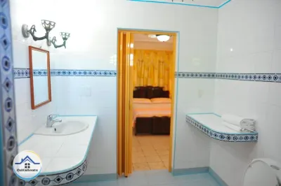 Miniatura 17 - Alquiler de Casa en la Playa de Guanabo, La Habana – 7 Habitaciones, Piscina y Terraza