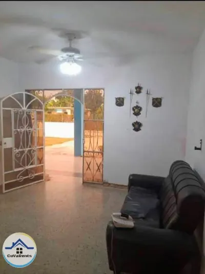 Miniatura 3 - Alquiler de Casa en Boca Ciega, La Habana – 5 Habitaciones, Piscina y Terraza a 200m del Mar