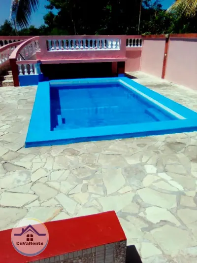 Miniatura 1 - Alquiler de Casa en Boca Ciega, La Habana – Piscina, 4 Habitaciones y Capacidad para 12 Personas
