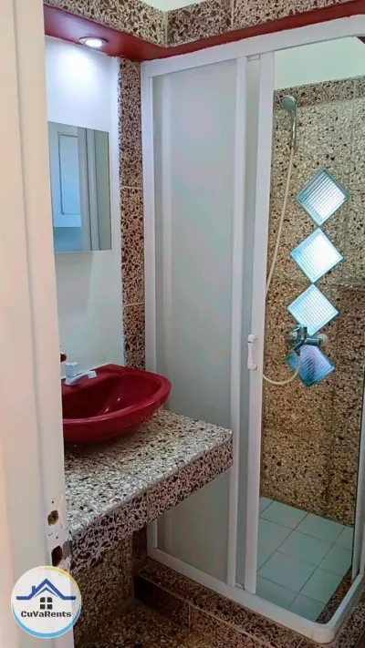 Miniatura 6 - Alquiler de Casa en Guanabo, La Habana – Comodidad y Espacio Cerca del Mar