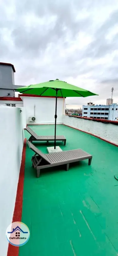 Miniatura 13 - Alquiler de Penthouse de Lujo en el Vedado, La Habana – Vista al Mar, Terraza y Todas las Comodidade