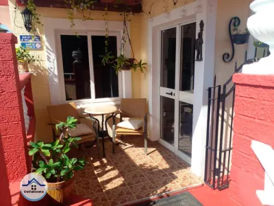 Miniatura 10 - Alquiler de Hostal en la Playa de Varadero – 5 Habitaciones, Baños Privados y Climatización