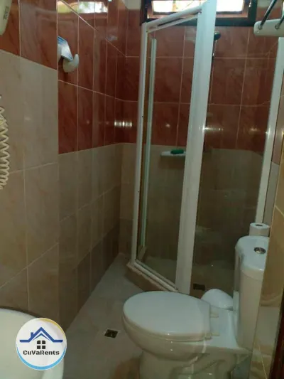 Miniatura 11 - Alquiler de Hostal en la Playa de Varadero – 5 Habitaciones, Baños Privados y Climatización