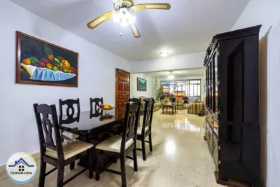 Miniatura 5 - Alquiler de Apartamento con Vista a la Ciudad en El Vedado, La Habana.
