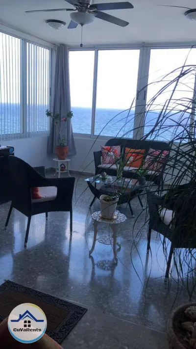Miniatura 2 - Alquiler de Apartamento con Vista al Mar en El Vedado, La Habana.