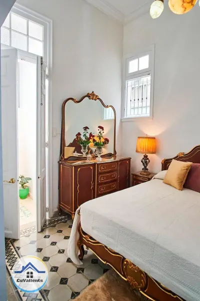 Miniatura 13 - Alquiler de Apartamento en el Vedado, La Habana – 3 Habitaciones, Terraza Privada y WiFi