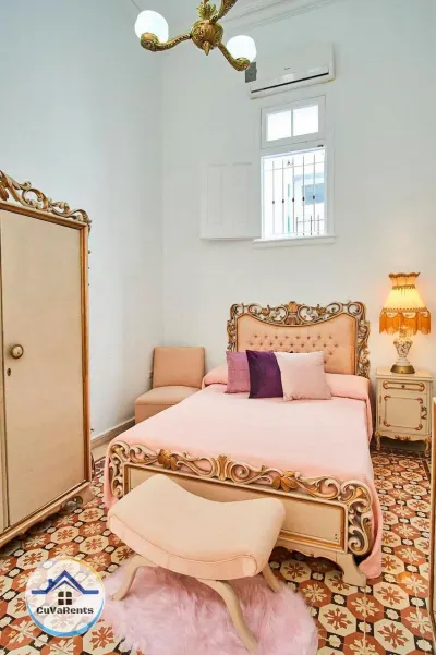Miniatura 14 - Alquiler de Apartamento en el Vedado, La Habana – 3 Habitaciones, Terraza Privada y WiFi