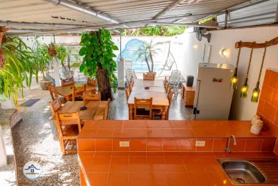 Miniatura 2 - Hostal de lujo en Casa Balanca, La Habana – Alquiler exclusivo con piscina y servicios premium