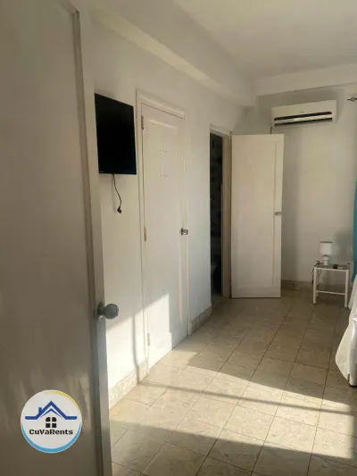 Miniatura 8 - Renta lineal de apartamento en el Vedado