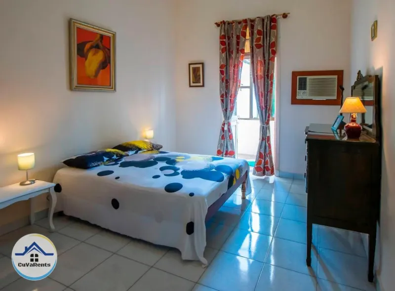 Alquiler de apartamento en El Vedado, La Habana , casa particular en Vedado, La Habana