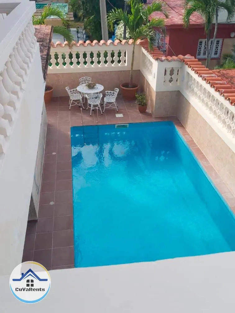 Alquiler de Casa en la Playa de Boca Ciega, La Habana – 5 Habitaciones, Piscina Climatizada y Vista , casa particular en Boca Ciega, La Habana