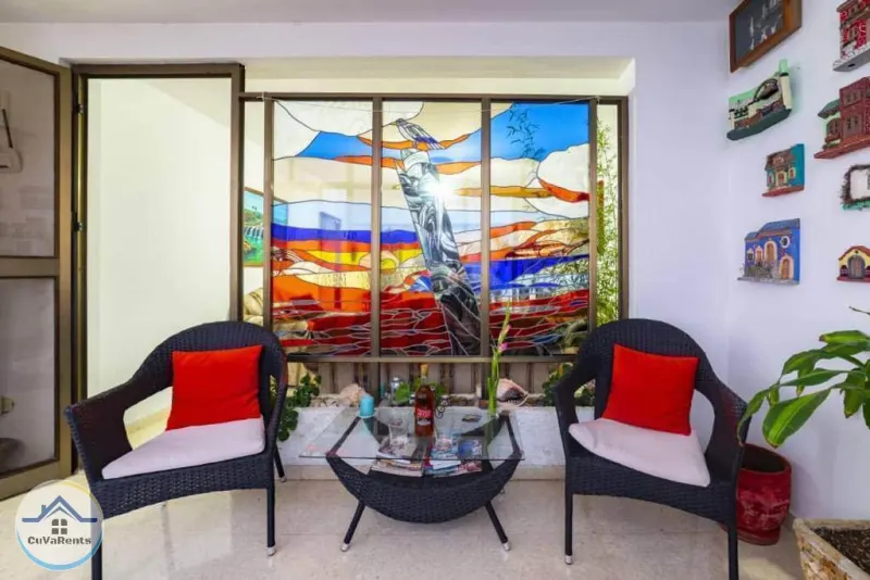Alquiler de Apartamento con Vista a la Ciudad en El Vedado, La Habana., casa particular en Vedado, La Habana