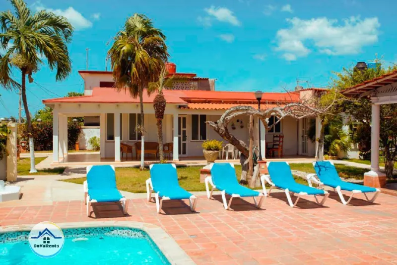 Renta de casa en la playa de Guanabo, casa particular en Guanabo, La Habana