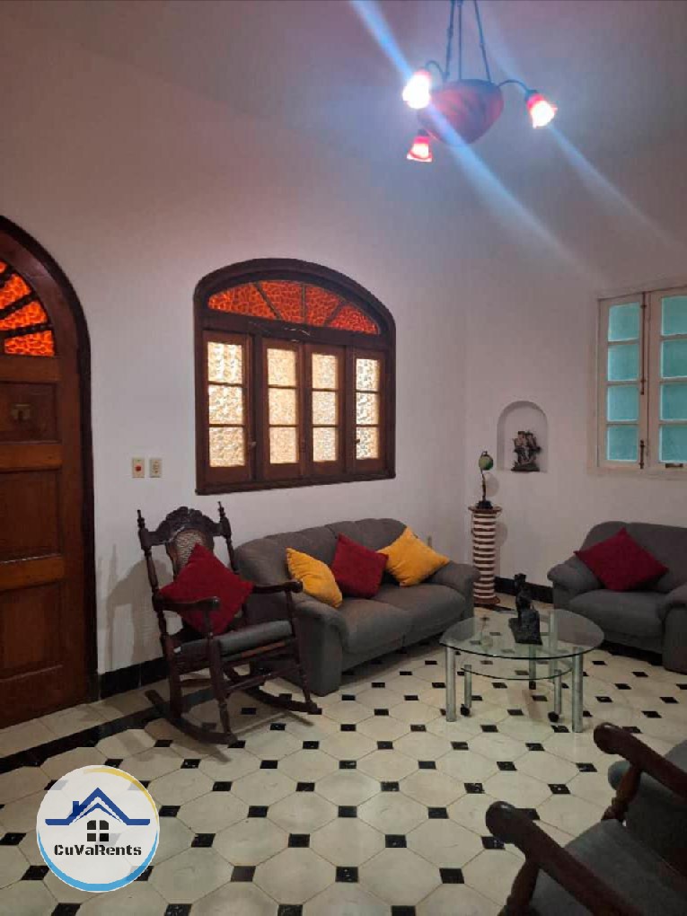 Alquiler de casa en Miramar, Playa, La Habana.